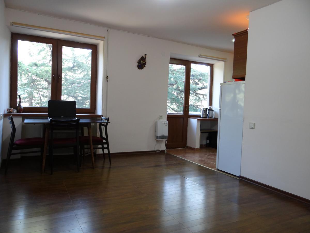 Dilijan Apartments Bagian luar foto